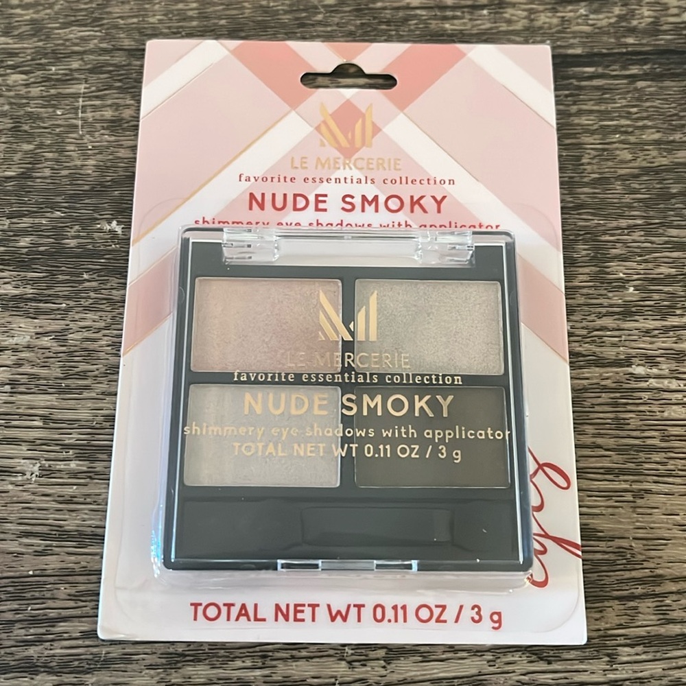 Le Mercerie: Nude Smoky Shimmery Eyeshadows with Applicator (NEW)